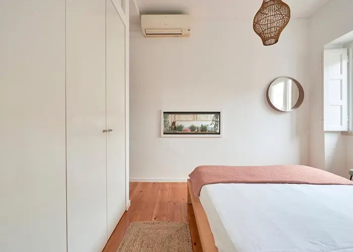 Sunny Renovated With Ac, By Timecooler *