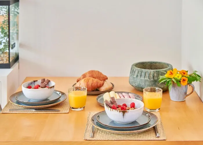 Sunny Renovated With Ac, By Timecooler Apartamento Lisboa