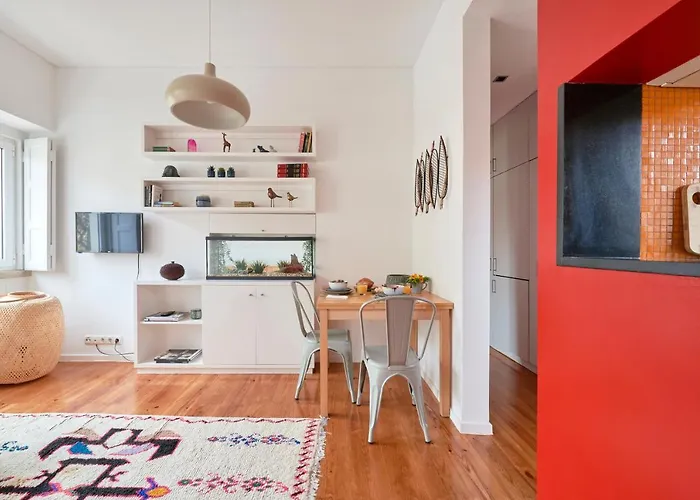 Sunny Renovated With Ac, By Timecooler * Lisboa