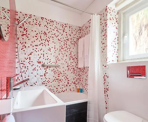 Apartamento Sunny Renovated With Ac, By Timecooler