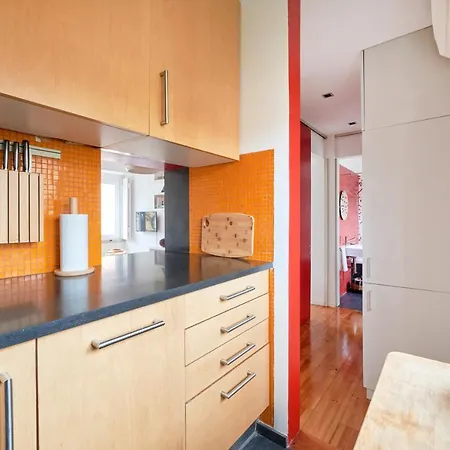 Sunny Renovated With Ac, By Timecooler * Lisboa