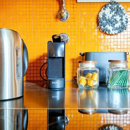 Sunny Renovated With Ac, By Timecooler Appartement