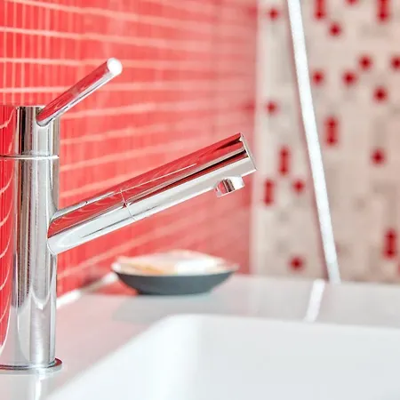 Sunny Renovated With Ac, By Timecooler Appartement